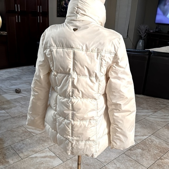 Steve Madden Small Winter White Puffer Jacket - Picture 13 of 17
